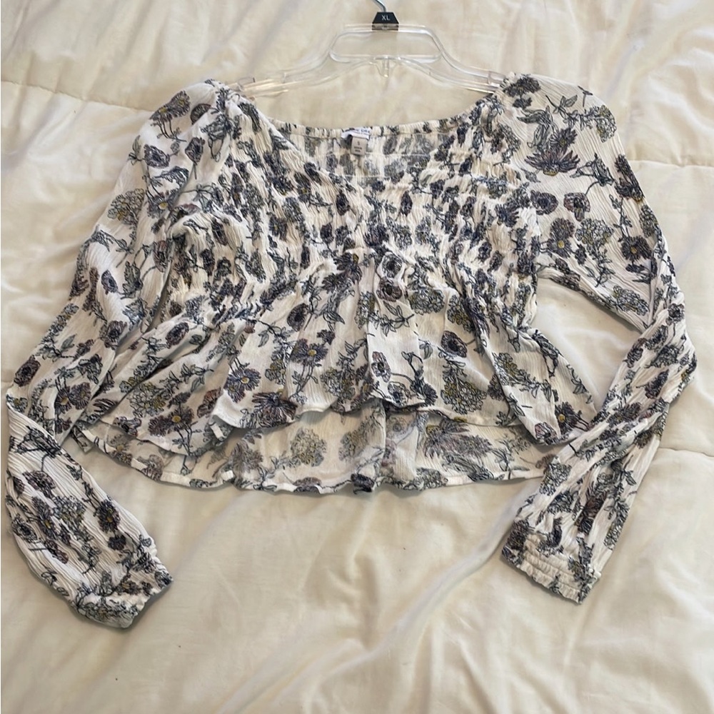Cute floral top